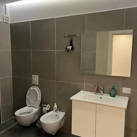 Renas Apartment Tirana