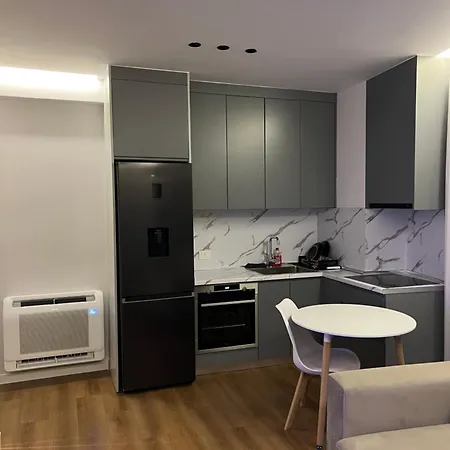 Renas 2 Apartamento